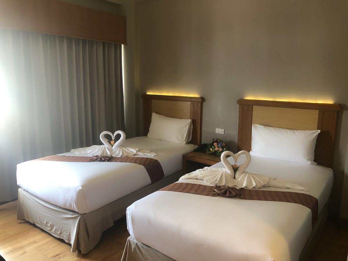 D-One Hotel Hat Yai Bagian luar foto
