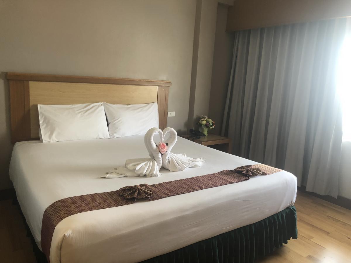 D-One Hotel Hat Yai Bagian luar foto