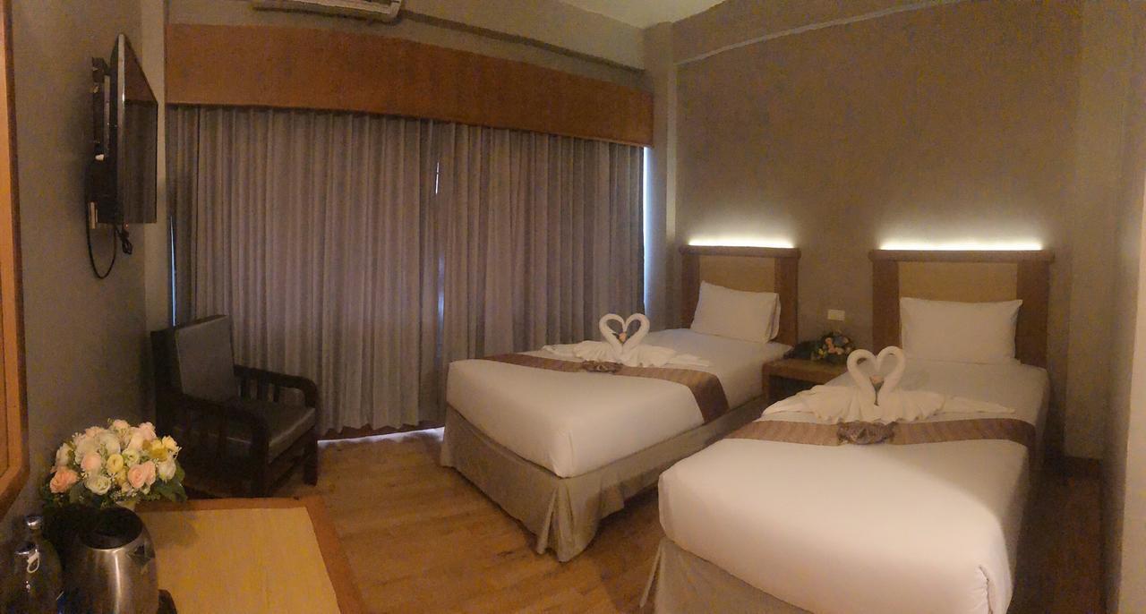 D-One Hotel Hat Yai Bagian luar foto
