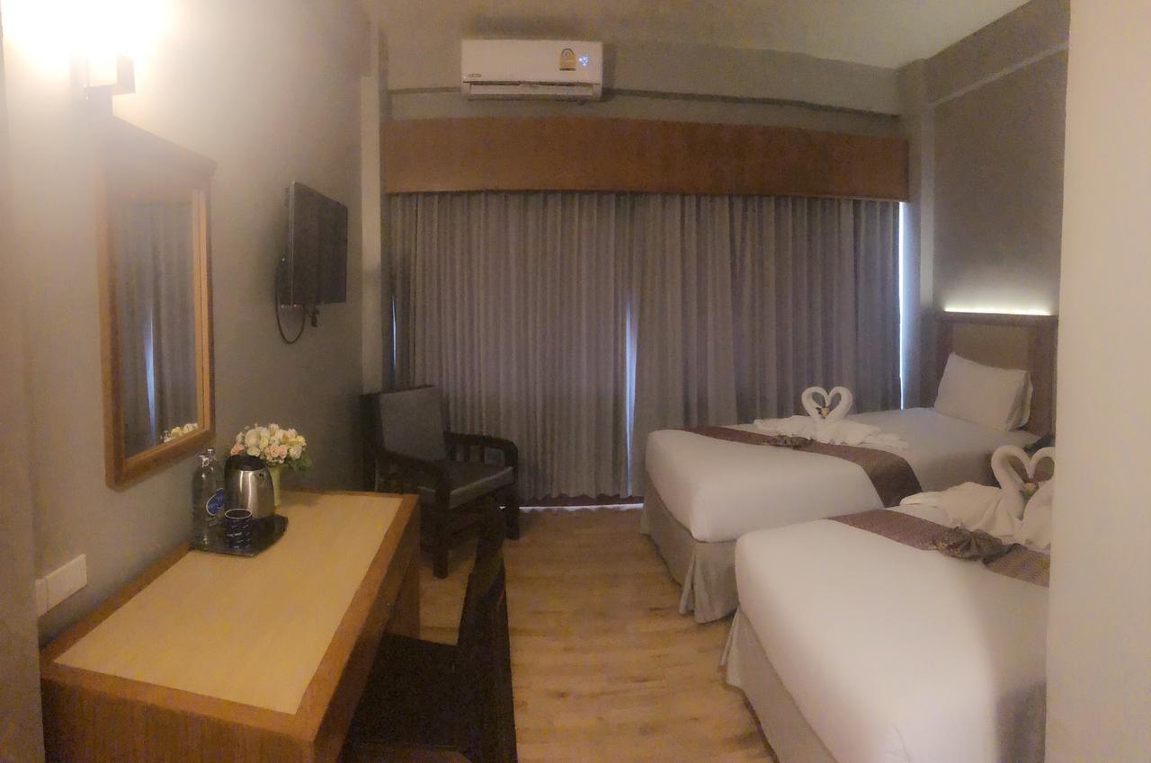 D-One Hotel Hat Yai Bagian luar foto